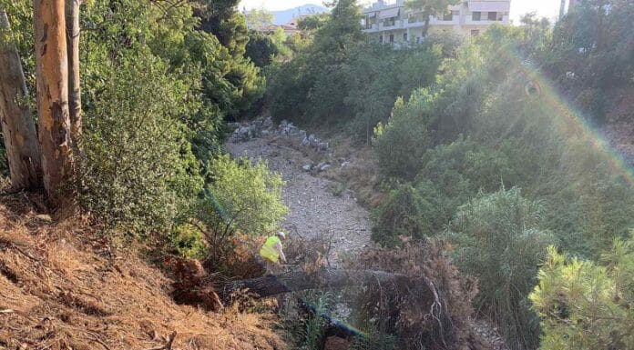 Συνεχίζονται οι καθαρισμοί ρεμάτων στο Βόρειο Τομέα