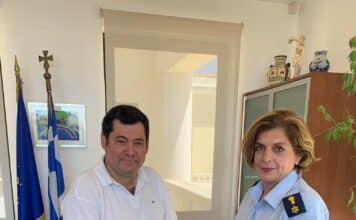 Τη διοικήτρια του Αστυνομικού Τμήματος Πεύκης υποδέχθηκε ο Δήμαρχος Τ. Μαυρίδης