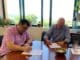 Υπογράφηκε η σύμβαση για την προμήθεια τριαξονικού ανατρεπόμενου φορτηγού για τη Διεύθυνση Περιβάλλοντος