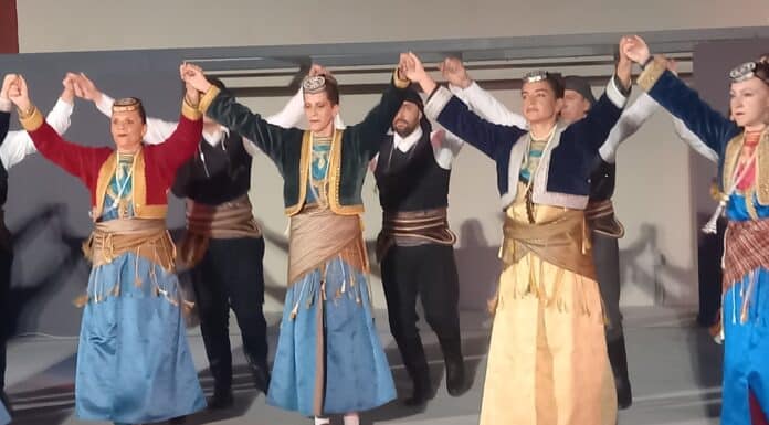 ΒΡΑΔΙΑ ΜΙΚΡΑΣΙΑΤΙΚΩΝ ΧΟΡΩΝ ΚΑΙ ΓΕΥΣΕΩΝ