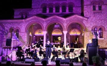 Ζωντάνευσαν οι μνήμες της Μικράς Ασίας στην πλατεία Αγίας Αναστασίας στον Περισσό