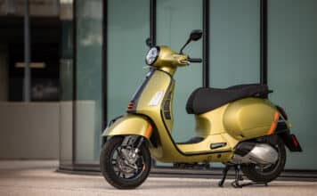 H NEA VESPA GTS ΕΡΧΕΤΑΙ ΜΕ ΔΩΡΑ του Χρήστου Φωτιάδη