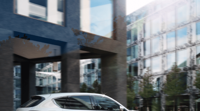 Βαθμολογία πέντε αστέρων για το Mazda CX-60 στο EURO NCAP