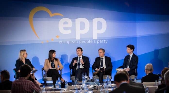 Κώστας Σκρέκας: «Η Ελλάδα πρωτοπόρα στη στήριξη των καταναλωτών και την πράσινη μετάβαση»