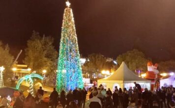 ΧΡΙΣΤΟΥΓΕΝΝΙΑΤΙΚΟ ΠΑΡΚΟ ΑΝΑΨΥΧΗΣ ΣΤΟ ΔΗΜΟ ΑΓ. ΠΑΡΑΣΚΕΥΗΣ