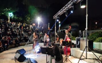 Χριστουγεννιάτικο φως σε όλο το Ηράκλειο: ο Δήμος άναψε το δέντρο της πόλης σε ένα διήμερο για παιδιά και μεγάλους