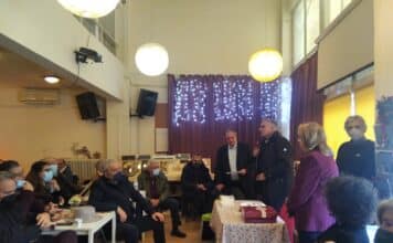 Ο ΣΥΡΙΖΑ ΑΜΑΡΟΥΣΙΟΥ ΕΚΟΨΕ ΤΗ ΠΡΩΤΟΧΡΟΝΙΑΤΙΚΗ ΠΙΤΑ ΤΟΥ