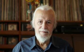 «Σώπασαν» οι μελωδίες του Νότη Μαυρουδή – Βαθιά οδύνη από τον ξαφνικό θάνατό του