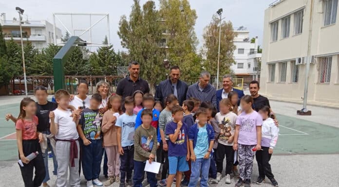 Διαμαντίδης, Ντικούδης και Τσαρτσαρής ενέπνευσαν τα παιδιά του 1ου Δημοτικού Σχολείου στα ιδεώδη του αθλητισμού, με την υποστήριξη του Δήμου Αμαρουσίου Διαμαντίδης, Ντικούδης και Τσαρτσαρής ενέπνευσαν τα παιδιά του 1ου Δημοτικού Σχολείου στα ιδεώδη του αθλητισμού, με την υποστήριξη του Δήμου Αμαρουσίου