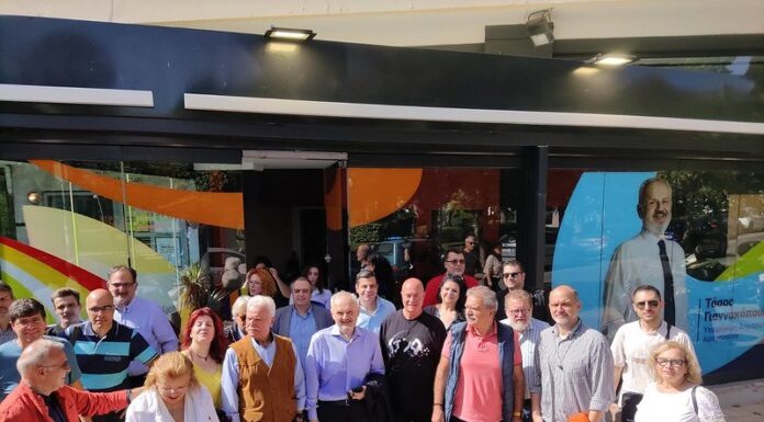 Συνάντηση με τους υποψηφίους πραγματοποίησε ο επικεφαλής της παράταξης «ΑΝΑΝΕΩΣΗ Επανεκκίνηση στο Δήμο Αμαρουσίου» κ. Τάσος Γιαννακόπουλος, λίγες μέρες μετά τις δημοτικές εκλογές.