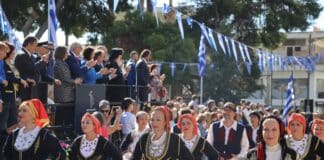 Με λαμπρότητα και κάθε επισημότητα το Μαρούσι γιόρτασε την Εθνική Επέτειο της 28ης Οκτωβρίου τιμώντας τους ήρωες του Έπους του ’40 Με λαμπρότητα και κάθε επισημότητα το Μαρούσι γιόρτασε την Εθνική Επέτειο της 28ης Οκτωβρίου τιμώντας τους ήρωες του Έπους του ’40