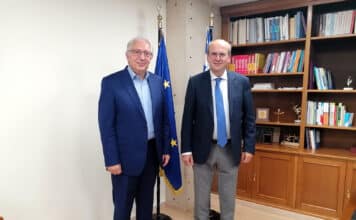 Ο «Οίκος Τυφλών» και το «Κέντρο Ελληνικής Κεραμικής» στο τραπέζι της συζήτησης του Δημάρχου Αμαρουσίου Θεόδωρου Αμπατζόγλου με τον Υπουργό Εθνικής Οικονομίας και Οικονομικών Κωστή Χατζηδάκη