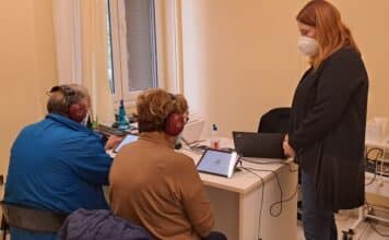 «Αγαπήστε τα αυτιά σας» – 52 άτομα συμμετείχαν στο πρόγραμμα του Δήμου Χαλανδρίου για τον προληπτικό έλεγχο ακουστικής ικανότητας