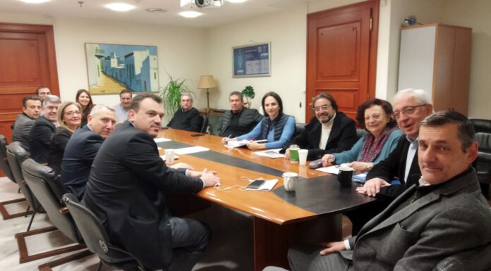 Συνάντηση εργασίας του Δημάρχου Αμαρουσίου Θ. Αμπατζόγλου και στελεχών της Διοίκησης με τον Ειδικό Γραμματέα Αποκεντρωμένης Διοίκησης Αττικής Γρ. Ζαφειρόπουλου
