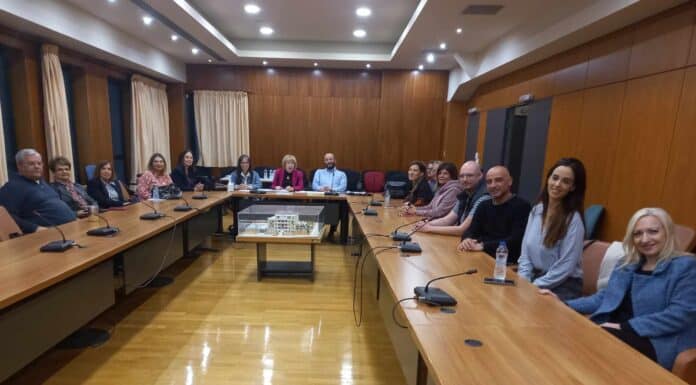 Παρών στην πρώτη συνεδρίαση του νεοσύστατου ΔΣ της Κινηματογραφικής Λέσχης Πεύκης ο δήμαρχος Λυκόβρυσης – Πεύκης, Μάριος Ψυχάλης Παρών στην πρώτη συνεδρίαση του νεοσύστατου ΔΣ της Κινηματογραφικής Λέσχης Πεύκης ο δήμαρχος Λυκόβρυσης – Πεύκης, Μάριος Ψυχάλης
