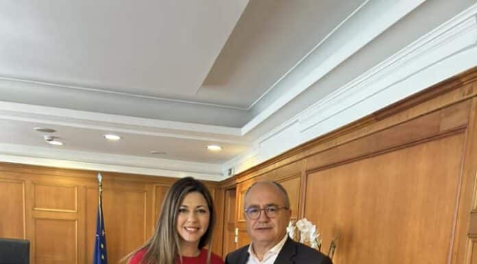 Στενότερη συνεργασία Δήμου Ηρακλείου Αττικής και Υπουργείου συμφώνησαν Νίκος Μπάμπαλος και Σοφία Ζαχαράκη