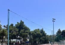 Τοποθέτηση προστατευτικού πλέγματος στο Δημοτικό Στάδιο Πεύκης