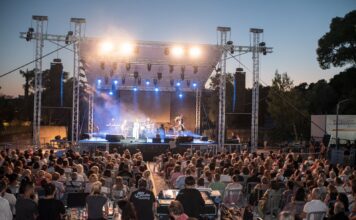 Ενθουσίασε τους θεατές η μεγάλη συναυλία με την Ελευθερία Αρβανιτάκη και τον Κώστα Τριανταφυλλίδη