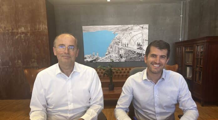 Ένα ακόμη φορτηγό εξασφάλισε για τις Υπηρεσίες του ο Δήμος Κηφισιάς