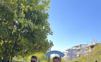 Έγιναν τα εγκαίνια της νέας παιδικής χαράς πλησίον του Ιερού Ναού Αγίου Δημητρίου