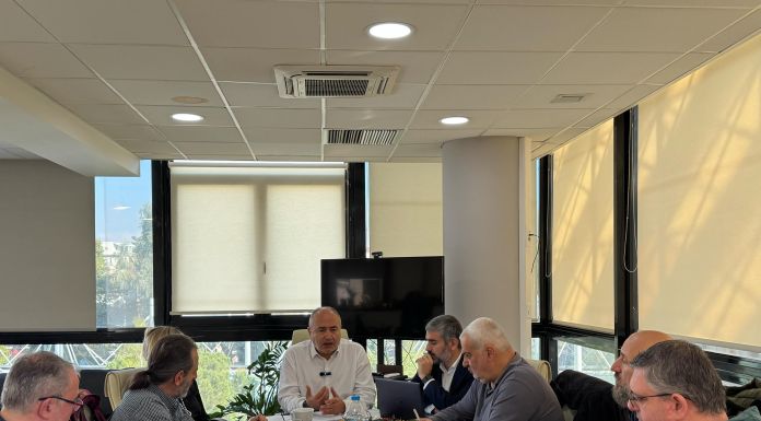 «Ναι» στην διάνοιξη της λεωφόρου Κύμης με σκεπαστό όμως το κομμάτι που περνάει από την πόλη: ο Νίκος Μπάμπαλος ξεκαθαρίζει την θέση του Δήμου Ηρακλείου Αττικής