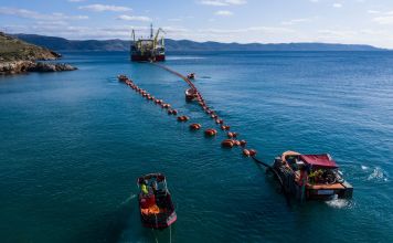 Η ΚΟΣΜΟΓΟΝΙΑ ΤΩΝ ΗΛΕΚΤΡΙΚΩΝ ΔΙΑΣΥΝΔΕΣΕΩΝ ΤΗΣ ΕΛΛΑΔΟΣ, άρθρο του Υποναυάρχου ε.α. Στέλιου Φενέκου