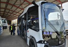 Δύο καινούργια, ηλεκτρικά mini bus ενισχύουν τις μετακινήσεις στον Δήμο Ηρακλείου Αττικής