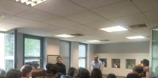 Mαθητές από το 2ο Γυμνάσιο Bριλησσίων υποδέχθηκε στο Δημαρχείο ο Γιάννης Πισιμίσης