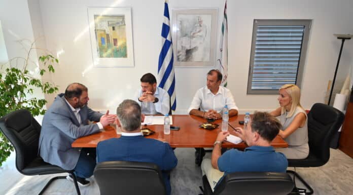 Νίκος Χαρδαλιάς από τον Κορυδαλλό: «Το νέο υπερσύγχρονο αθλητικό κέντρο που θα δημιουργηθεί στο χώρο των πρώην λατομείων θα αποτελέσει τοπόσημο για όλη την περιοχή» Νίκος Χαρδαλιάς από τον Κορυδαλλό: «Το νέο υπερσύγχρονο αθλητικό κέντρο που θα δημιουργηθεί στο χώρο των πρώην λατομείων θα αποτελέσει τοπόσημο για όλη την περιοχή»