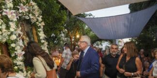 Με κατάνυξη και πλήθος πιστών ο εορτασμός της Παναγίας της Νερατζιώτισσας στο Μαρούσι