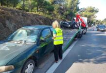 Περισυλλογή εγκαταλελειμμένων οχημάτων από το οδικό δίκτυο των Βριλησσίων