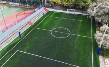 Παραδόθηκε το νέο γήπεδο ποδοσφαίρου 5×5 στο 3ο Γενικό Λύκειο Αμαρουσίου στην περιοχή του Ψαλιδίου