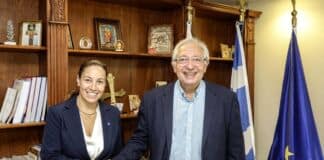 Συνάντηση του Δημάρχου Αμαρουσίου Θεόδωρου Αμπατζόγλου με τη νέα Αντιπεριφερειάρχη Βορείου Τομέα Αθηνών Μαργαρίτα Βάρσου