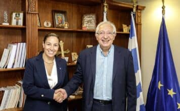 Συνάντηση του Δημάρχου Αμαρουσίου Θεόδωρου Αμπατζόγλου με τη νέα Αντιπεριφερειάρχη Βορείου Τομέα Αθηνών Μαργαρίτα Βάρσου