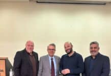 Ο Δήμαρχος Λυκόβρυσης-Πεύκης Μάριος Ψυχάλης στην παρουσίαση του προγράμματος «Πόρτα Πόρτα» από τον Αντιπεριφερειάρχη Δρ. Θάνο Ασκητή