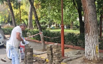 Ανανεώνεται η πλατεία Μακεδονίας – Παρεμβάσεις για πιο ασφαλή και όμορφα πεζοδρόμια