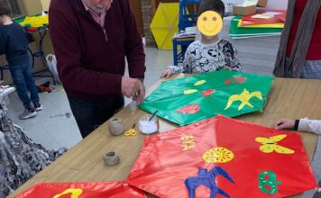 Μαθήματα κατασκευής χαρταετού στη Δημοτική Βιλιοθήκη