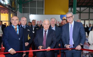 Ο Πρόεδρος της ΚΕΔΕ εγκαινίασε τη 3η Διεθνή Έκθεση Πολιτικής Προστασίας InterAigis 2026