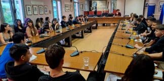 Συνάντηση του δημάρχου Χαλανδρίου με μαθητές του 4ου Λυκείου