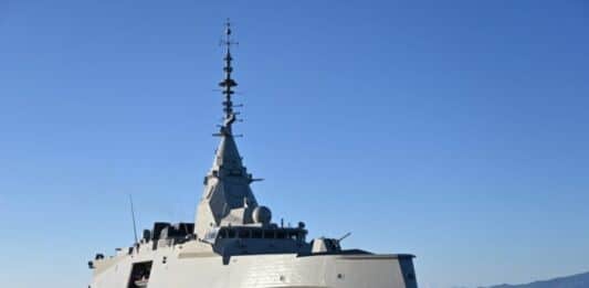 ΤΟ Π.Ν. ΑΠΕΝΑΝΤΙ ΣΕ ΝΕΕΣ ΑΠΕΙΛΕΣ – ΑΠΌ ΤΟΝ ΣΤΟΛΟ ΠΛΑΤΦΟΡΜΩΝ ΣΕ ΣΤΟΛΟ “ΠΟΛΥΤΡΟΠΙΚΟΥ ΠΛΕΓΜΑΤΟΣ ΙΣΧΥΟΣ”, άρθρο του Υποναυάρχου ε.α. Στέλιου Φενέκου