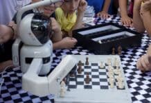 Ρομποτικό σκακιστή δώρισε ο Δήμος Χαλανδρίου στον Σκακιστικό Όμιλο Χαλανδρίου