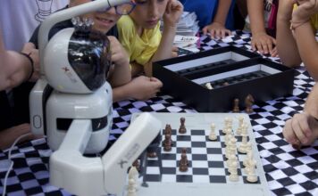 Ρομποτικό σκακιστή δώρισε ο Δήμος Χαλανδρίου στον Σκακιστικό Όμιλο Χαλανδρίου