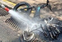 Στις φλόγες ηλεκτρικό μοτοποδήλατο στο Χαλάνδρι-Άμεση επέμβαση της Πολ. Προστασίας του Δήμου Βριλησσίων