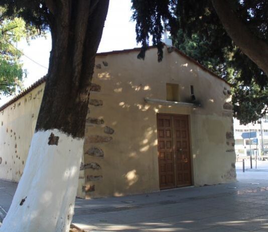 Η Αγιά Σωτήρα στο Μαρούσι, το ιστορικό ξωκκλήσι στην Πλατεία Αγίας Λαύρας