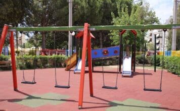 Π. Μανούρης “Συνεχίζει με ψέματα για τις παιδικές χαρές η παράταξη Θωμαϊδου”