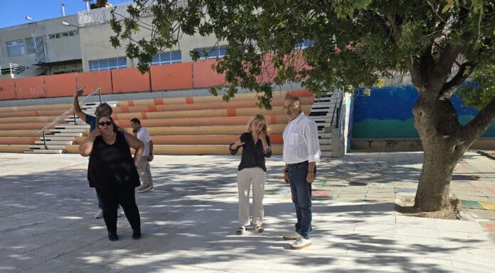 Αίθουσα πολλαπλών χρήσεων κατασκευάζει στην αυλή του 12ου Δημοτικού Σχολείου της πόλης ο Δήμος Ηρακλείου Αττικής Αίθουσα πολλαπλών χρήσεων κατασκευάζει στην αυλή του 12ου Δημοτικού Σχολείου της πόλης ο Δήμος Ηρακλείου Αττικής