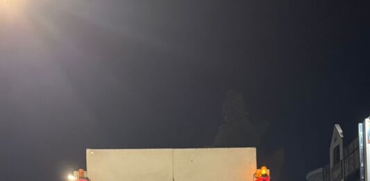 Συστηματικό πλύσιμο και απολύμανση των κάδων απορριμμάτων σε όλες τις γειτονιές του Δήμου Λυκόβρυσης – Πεύκης